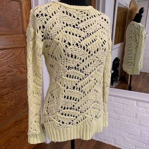 Soft cotton knit yellow sweater small